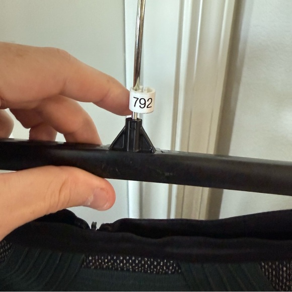 Women’s Etro Pencil Skirt Size 40 Color Black Grey - Picture 2 of 4